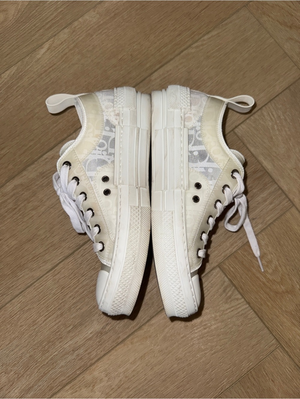 Dior B23 Oblique Low-Top Sneakers - Picture 4 of 7